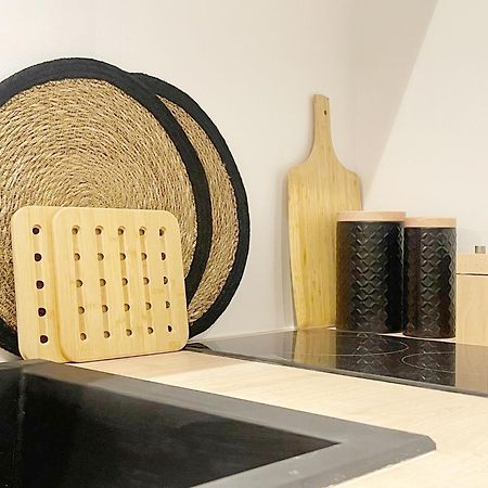 דירות Chic Oasis In רואן מראה חיצוני תמונה