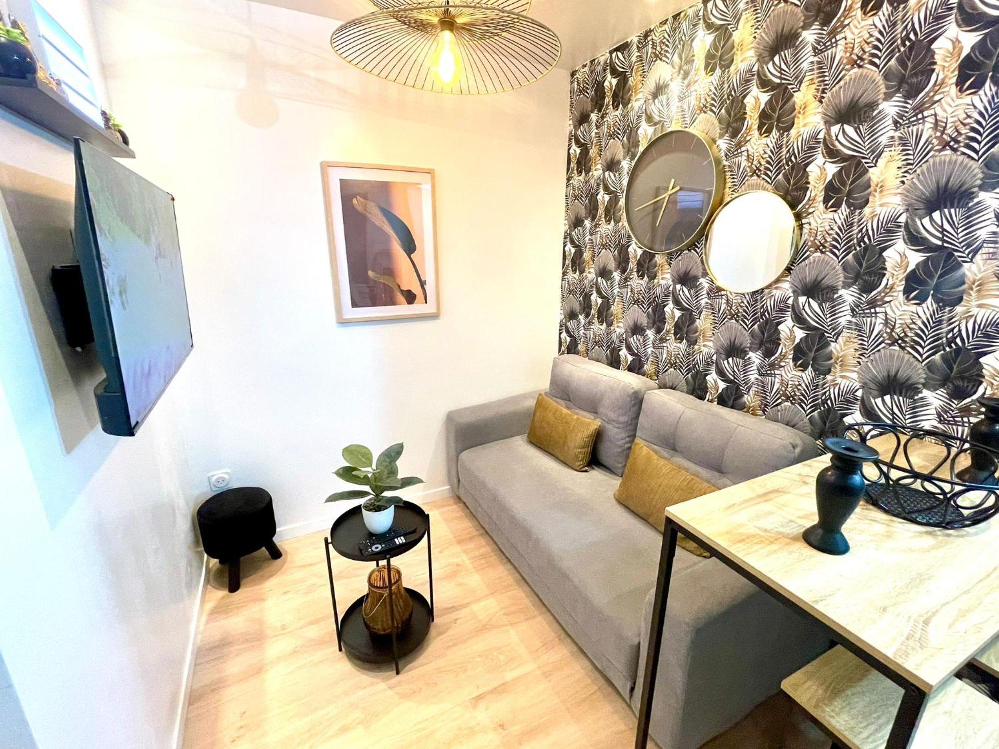 דירות Chic Oasis In רואן מראה חיצוני תמונה